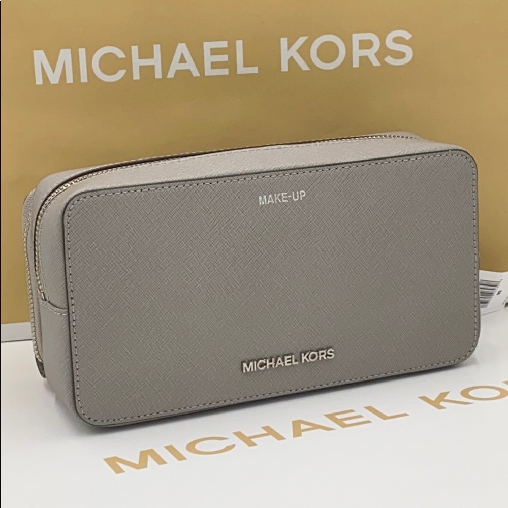 Michael Kors Large Double Travel Pouch Pearl Grey - Picture 2 of 16